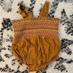 🤎Old Navy Romper🤎